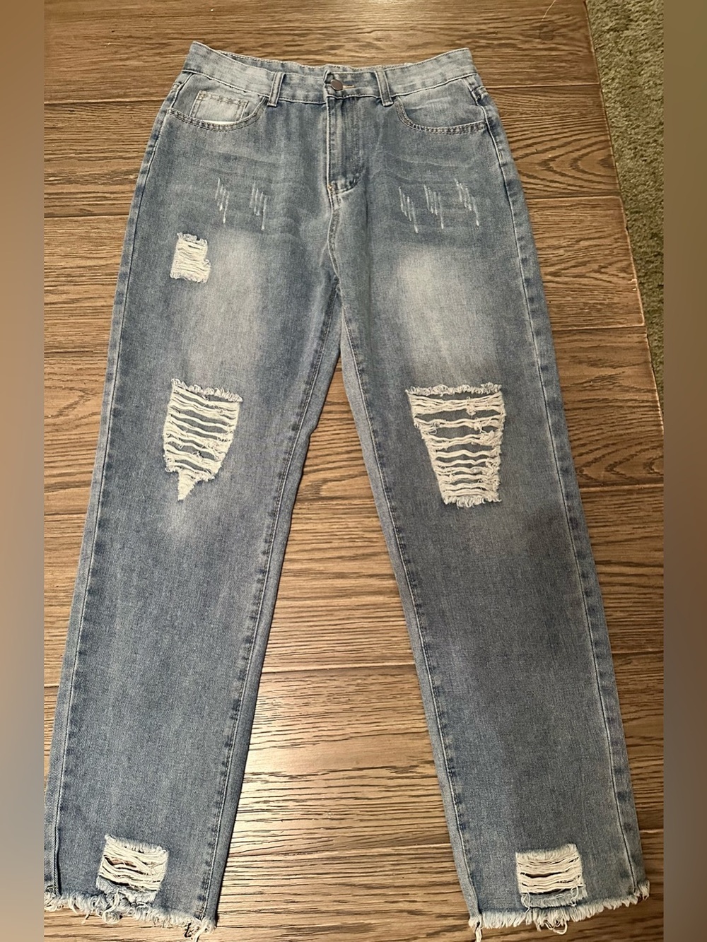 Source Unknown Washed Blue Distressed Cropped Jeans